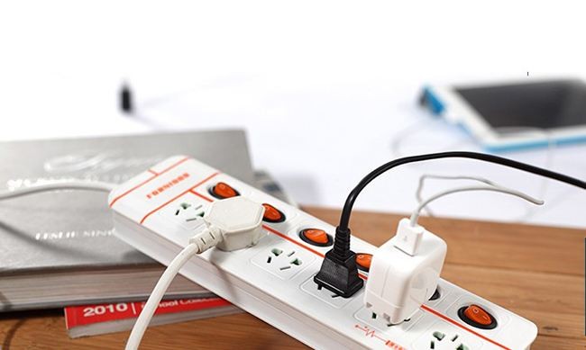 多用插线板验货 多用插线板验货